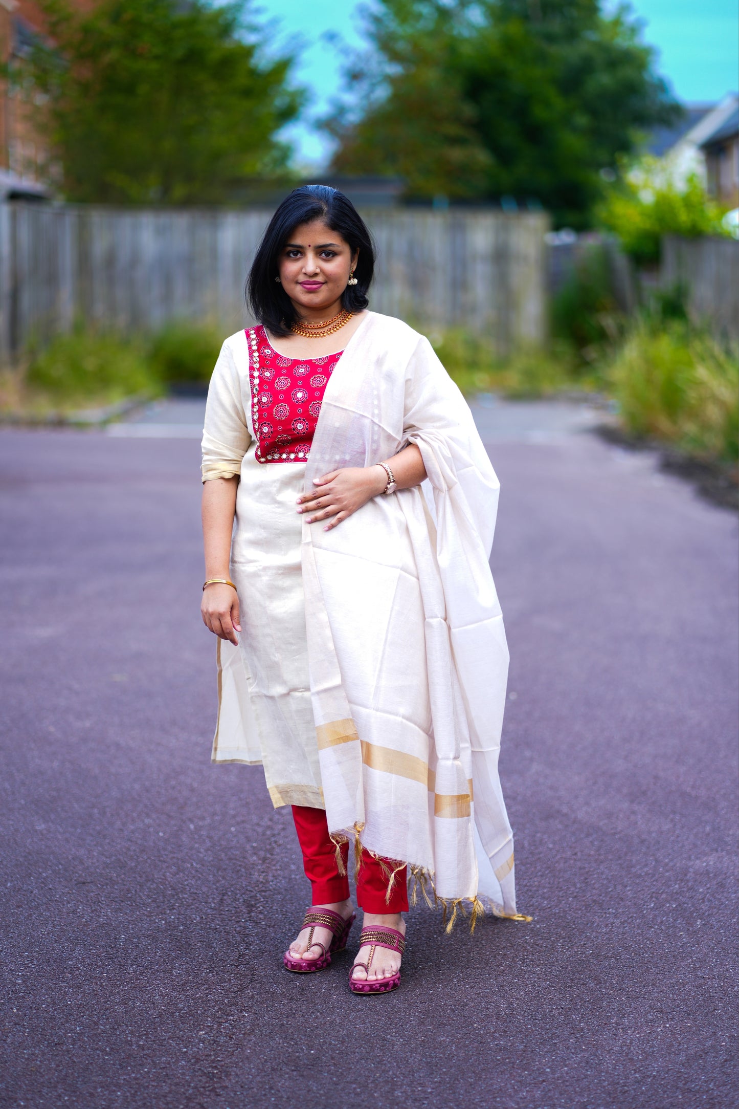 Tissue Kasavu Churidhar(KER-1045)