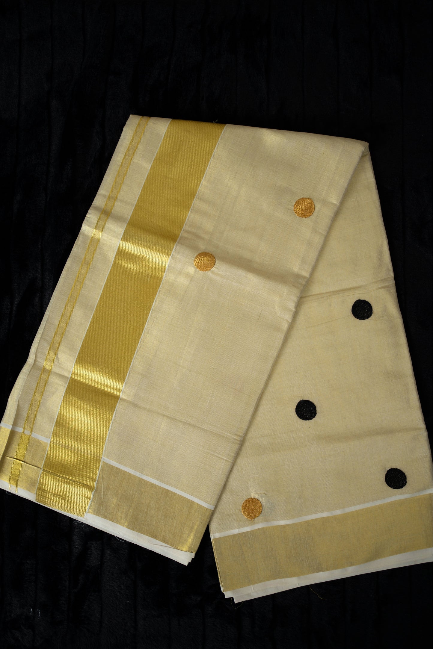 Kasavu saree with polka dot design(SAR-206)