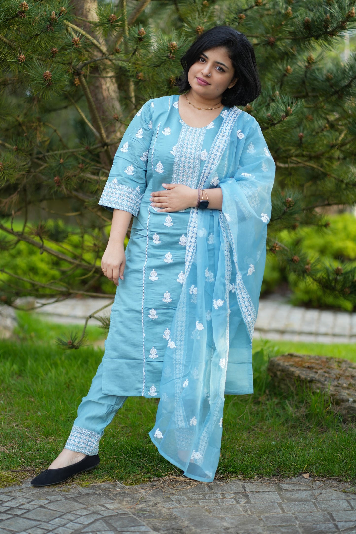 Premium cotton kurti with organza dupatta(KSH830)