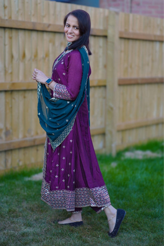 Party wear kurti set with contrast dupatta(KER-747)