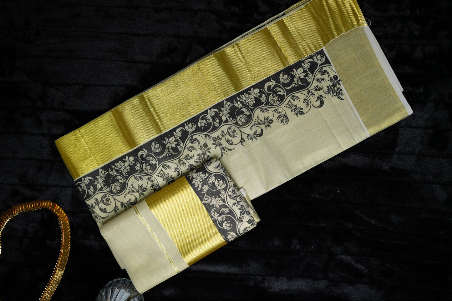 Golden kasavu set mundu (SM160)