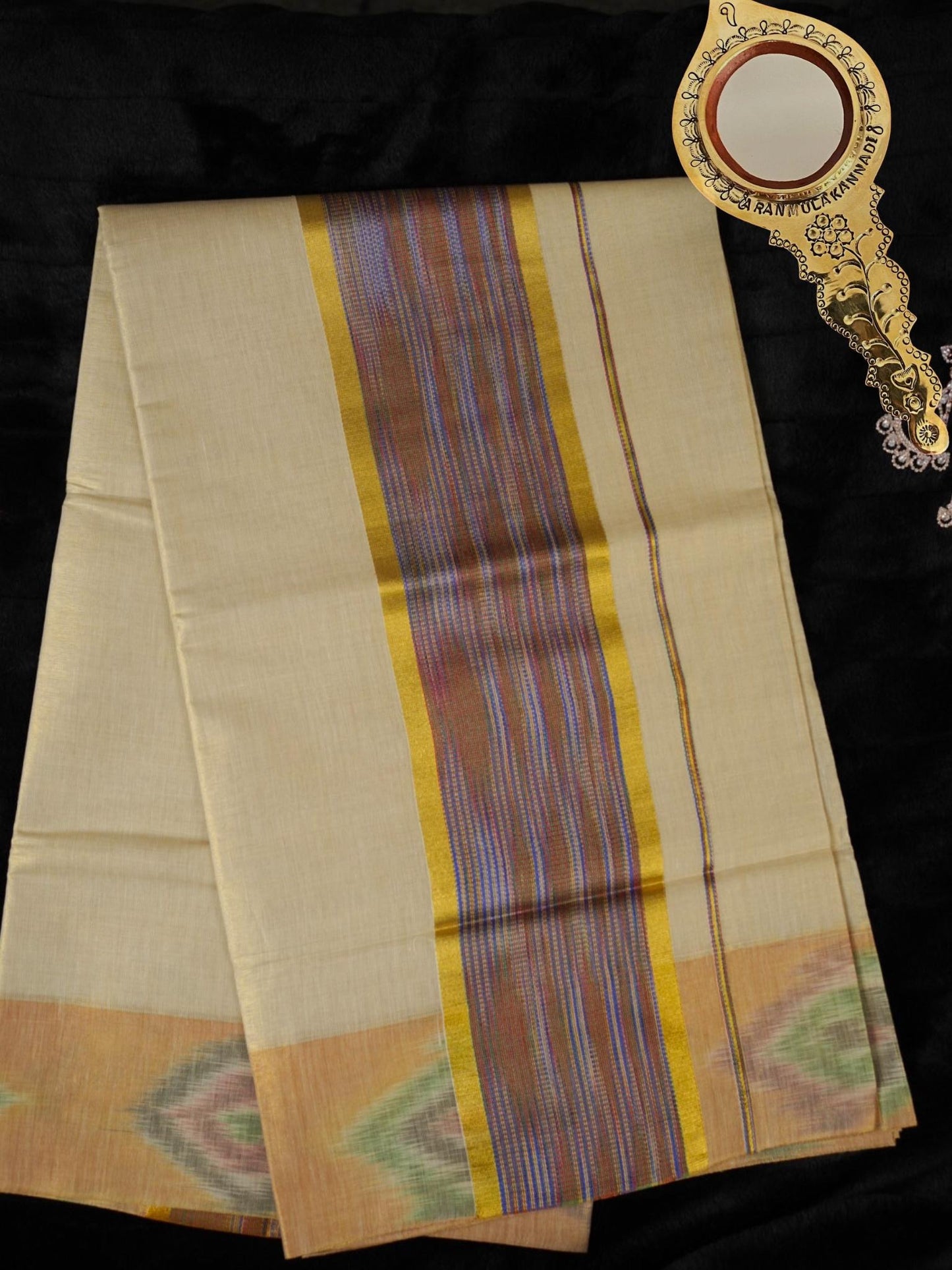 Traditional tissue kasavu saree(SAR-244)