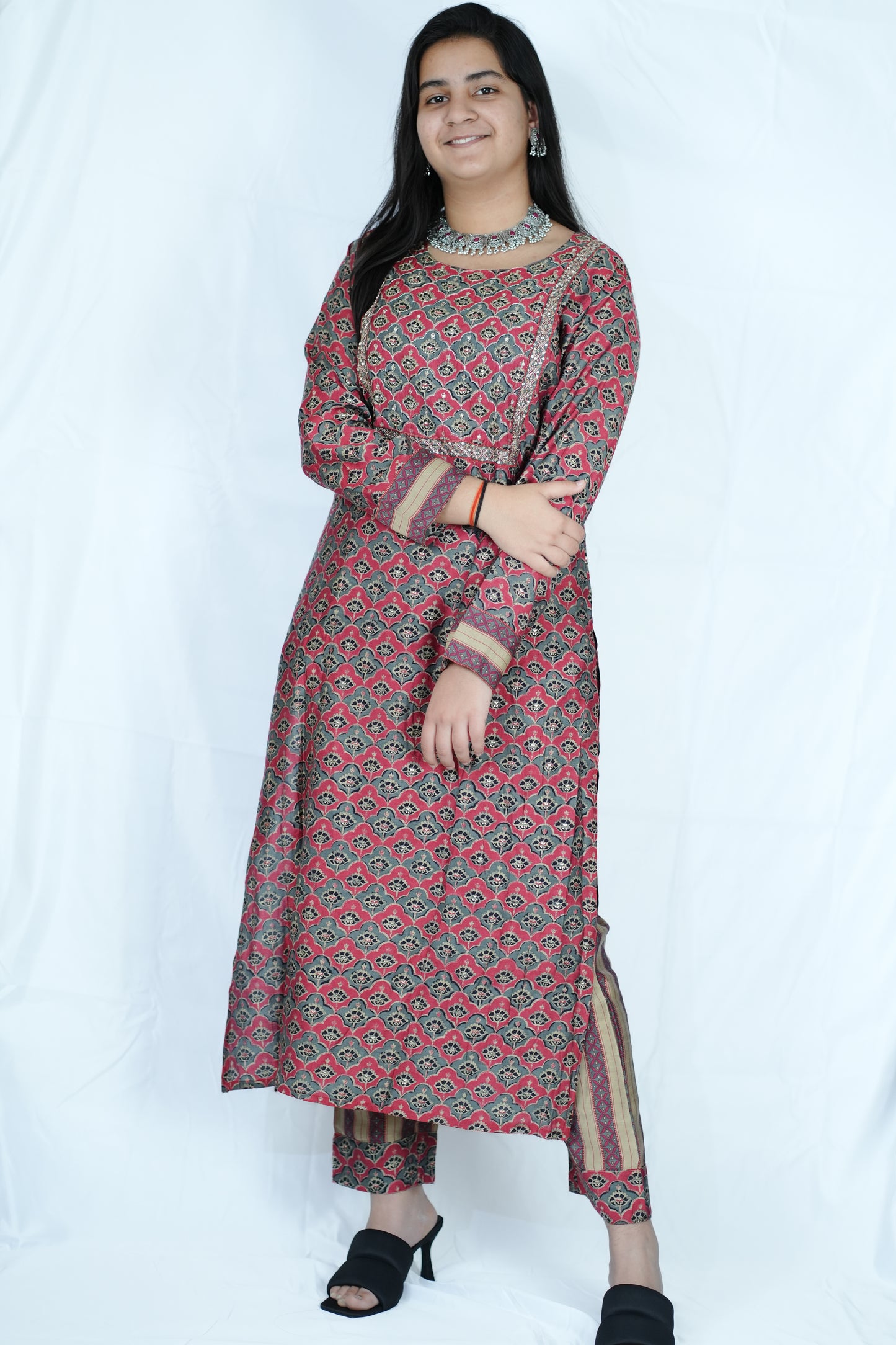 Elegant Rayon Silk kurti set (Kur-621)