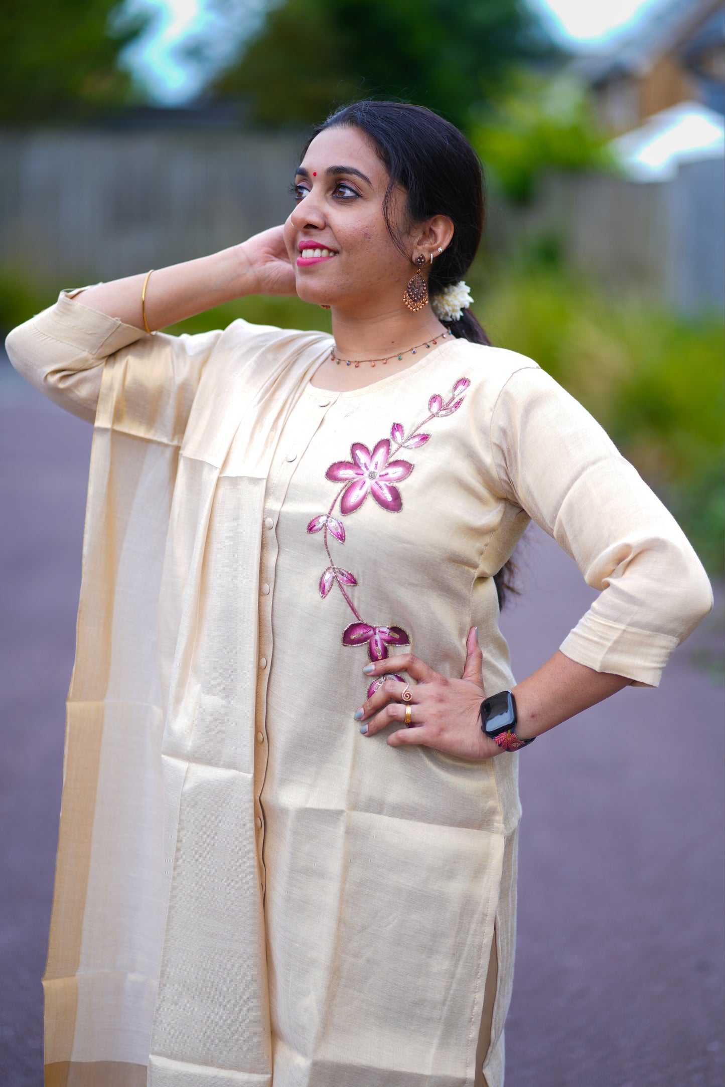 Tissue Kasavu Churidhar (KER-1049)