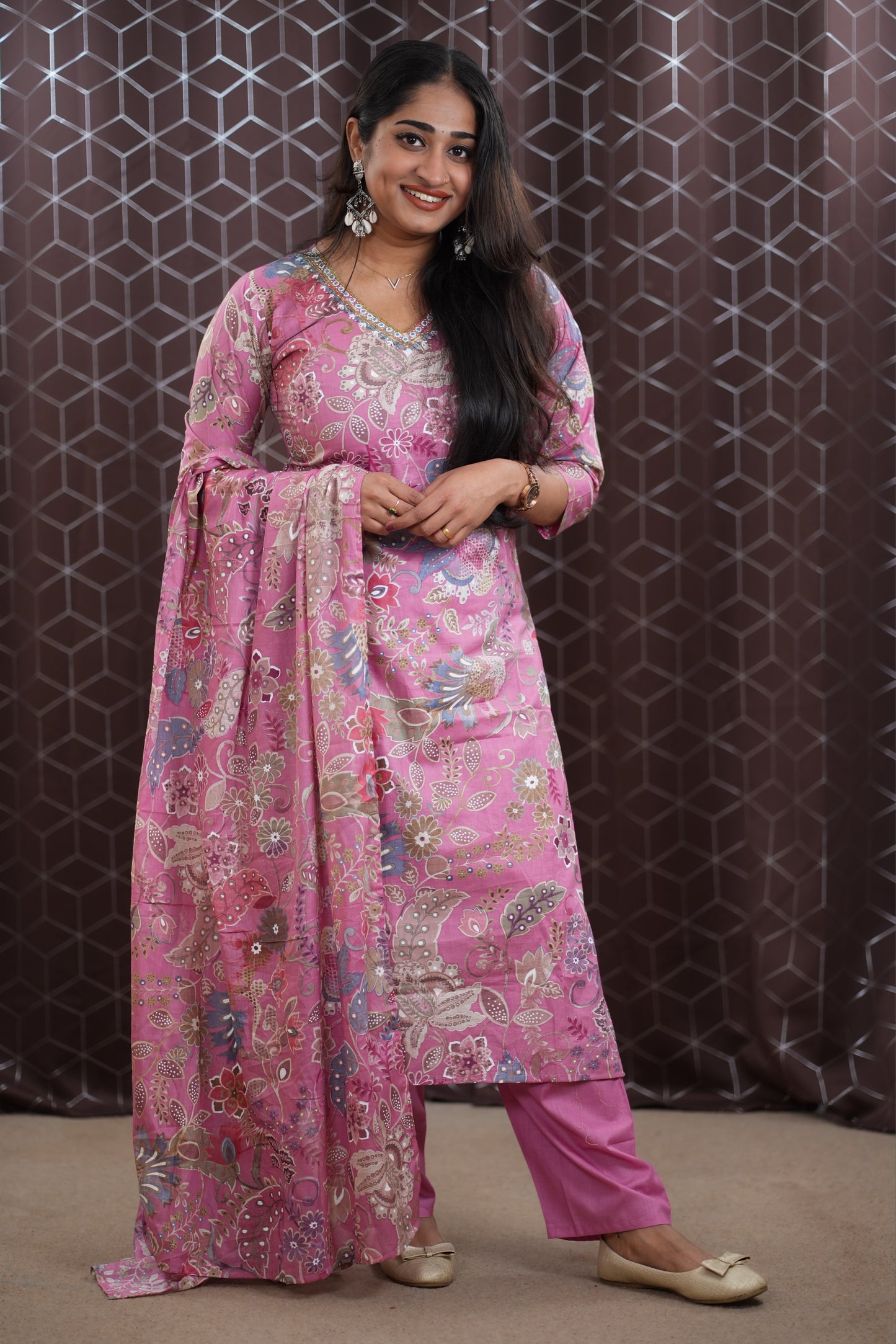 Designer Kurti set with embroidery (KSH-1010)