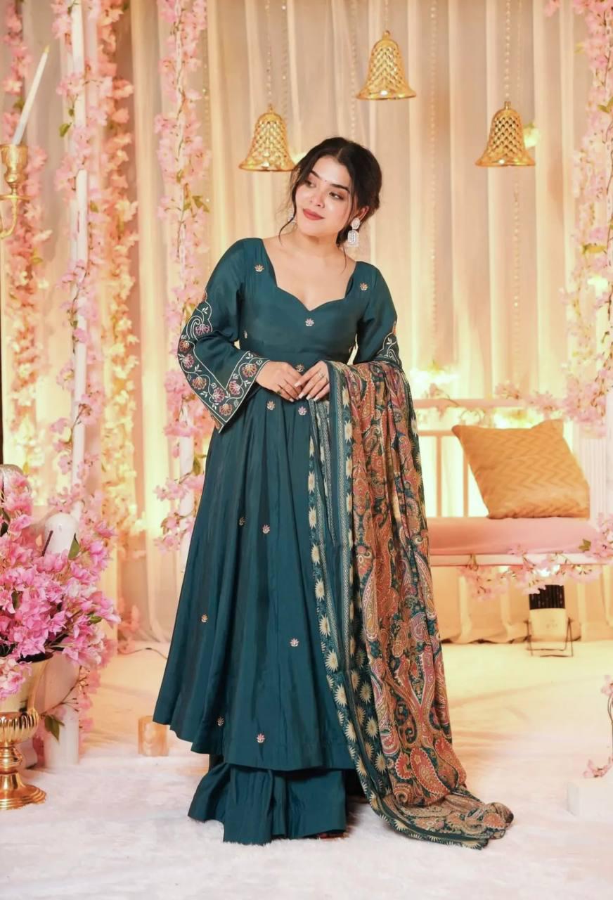 Chinon fabric Kurti set with sequence embroidery gown(JN-1005)