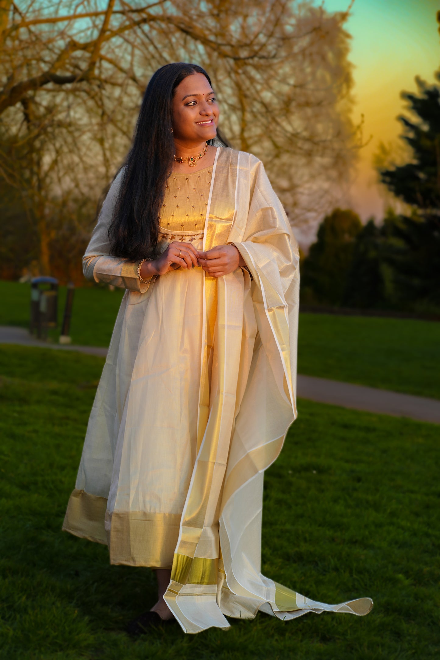 Tissue kasavu churidhar(KER-1080)
