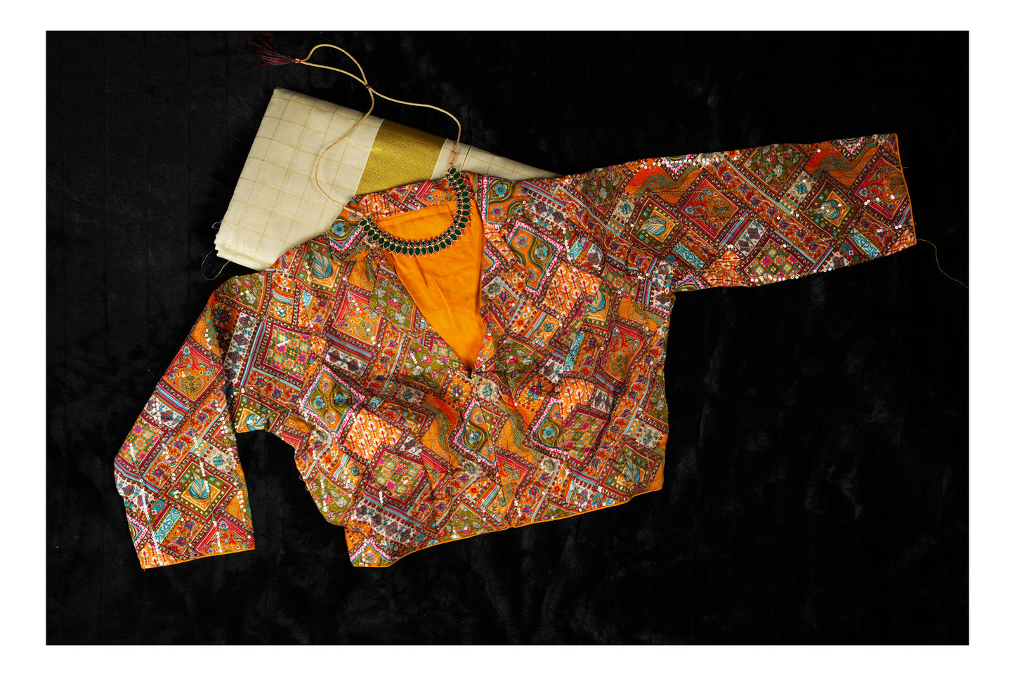 Blouse with collar style (Code:B11)