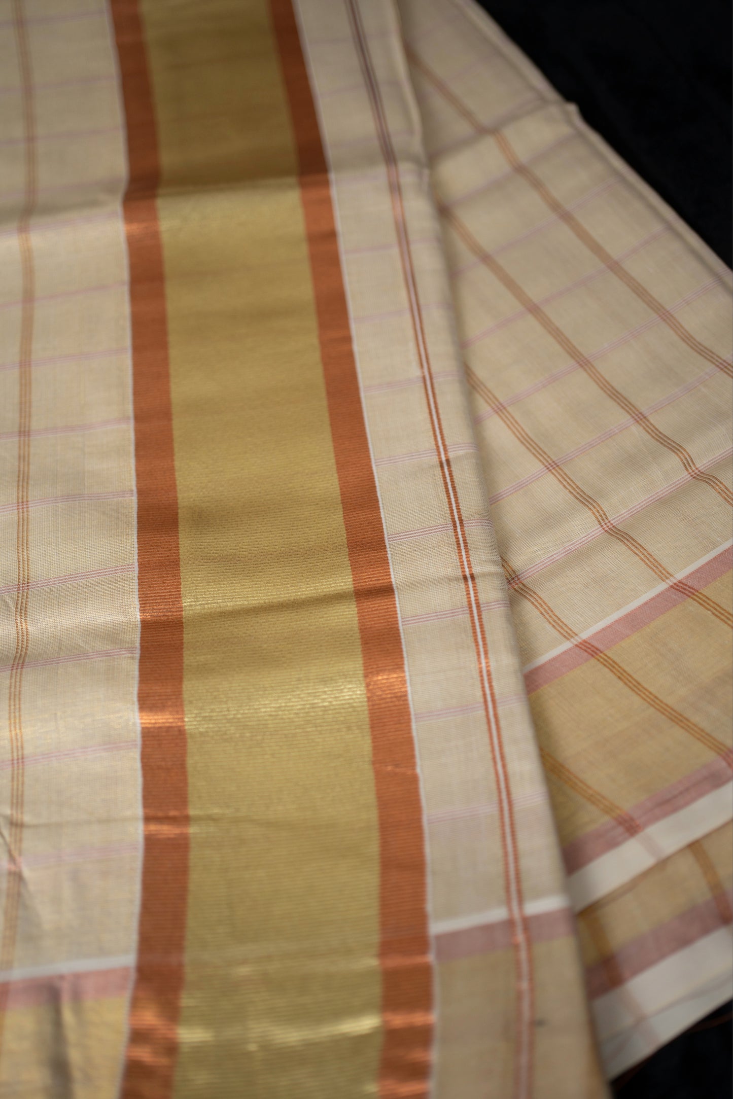 Kasavu saree in checked pattern(SAR-202)
