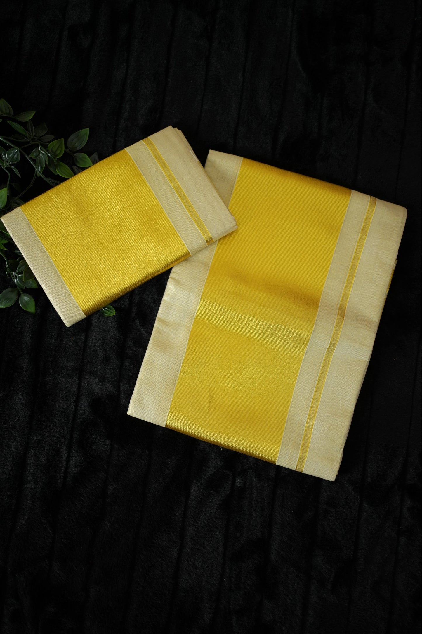 Set mundu with 5 inch border(SM-174)