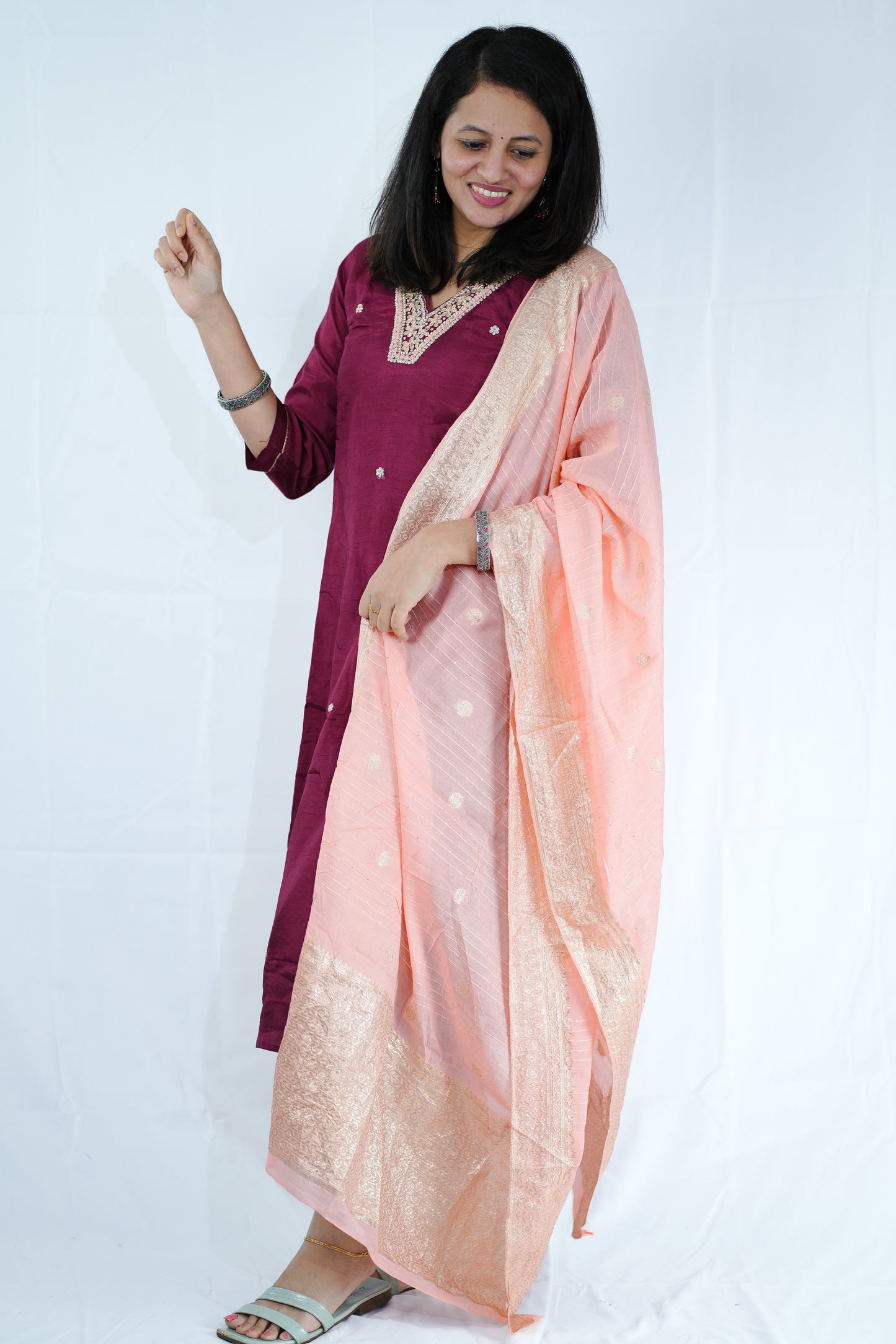 Dola Kurti Set with contrast dupatta - (Ksh-636)