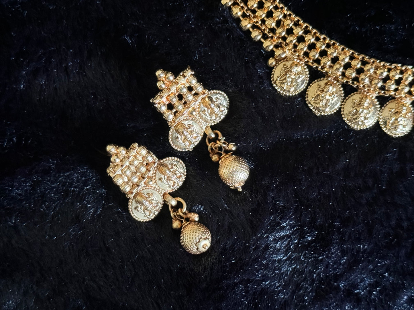 Elegant Necklace set