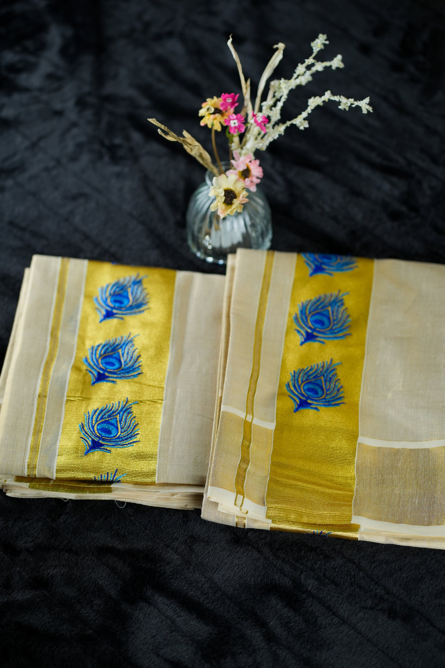 Golden tissue kasavu Set mundu (SM151)
