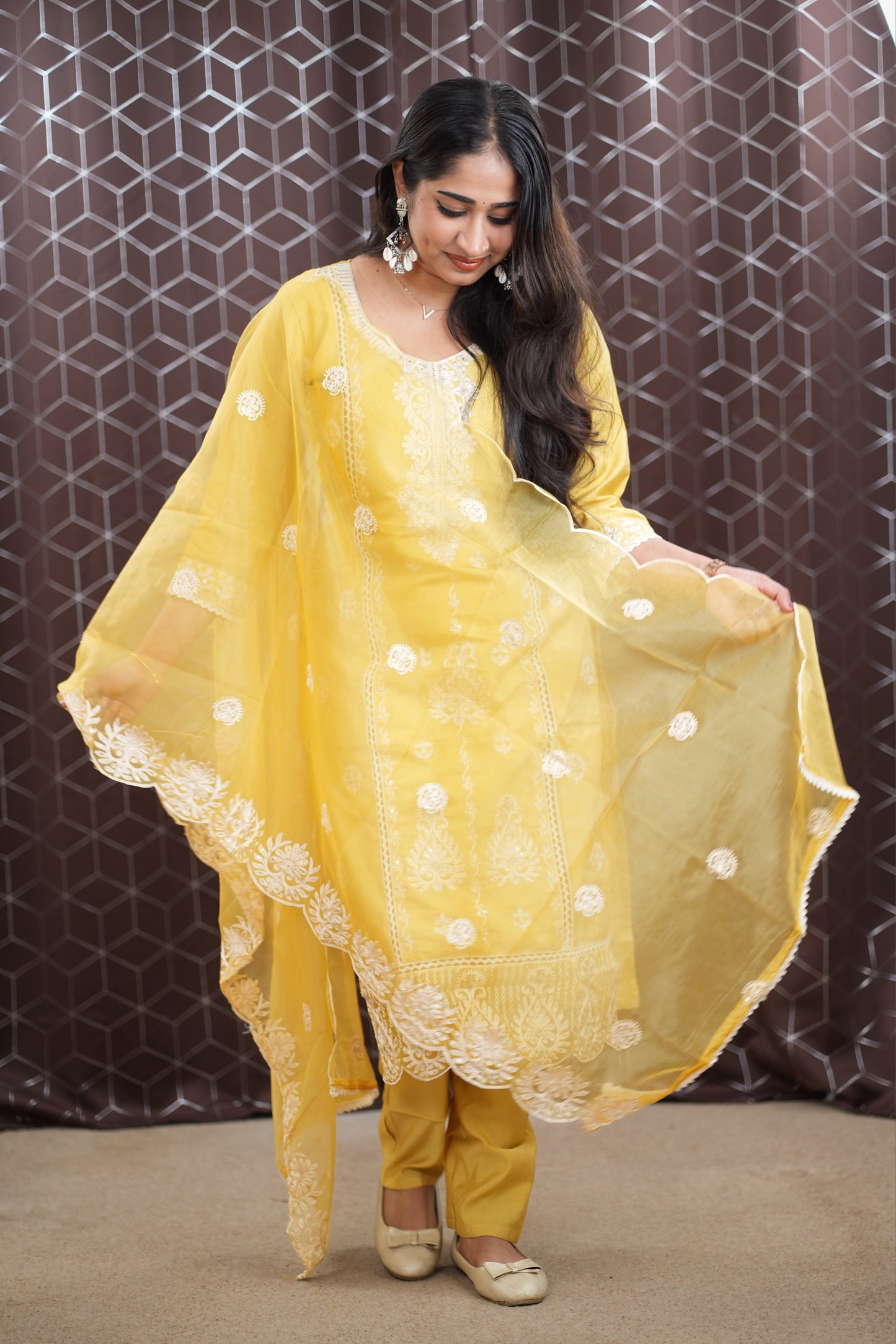 Kurti set in lovely shade of light yellow(KSH-1008)