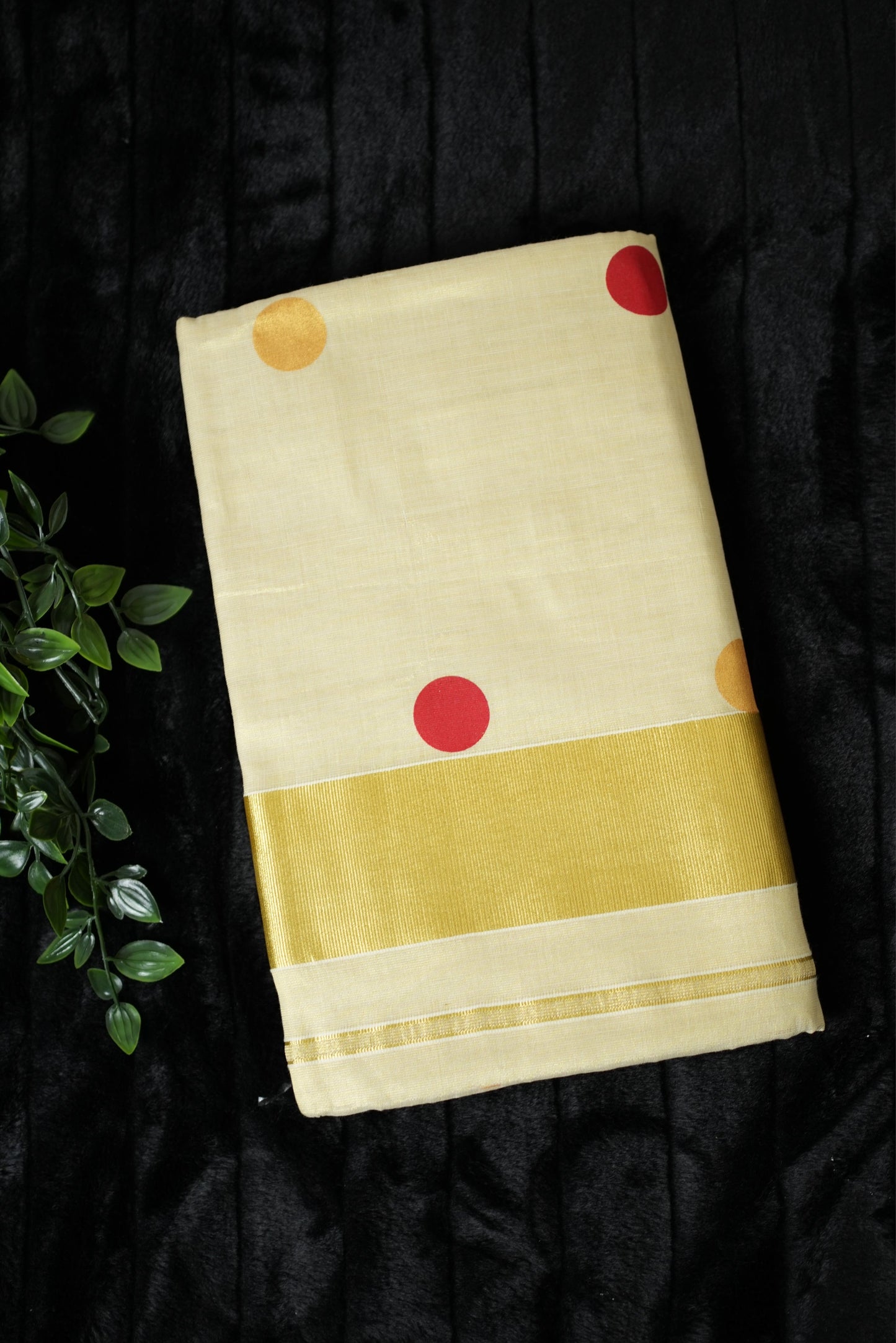 Kasavu tissue saree with polka dots (SAR-179)