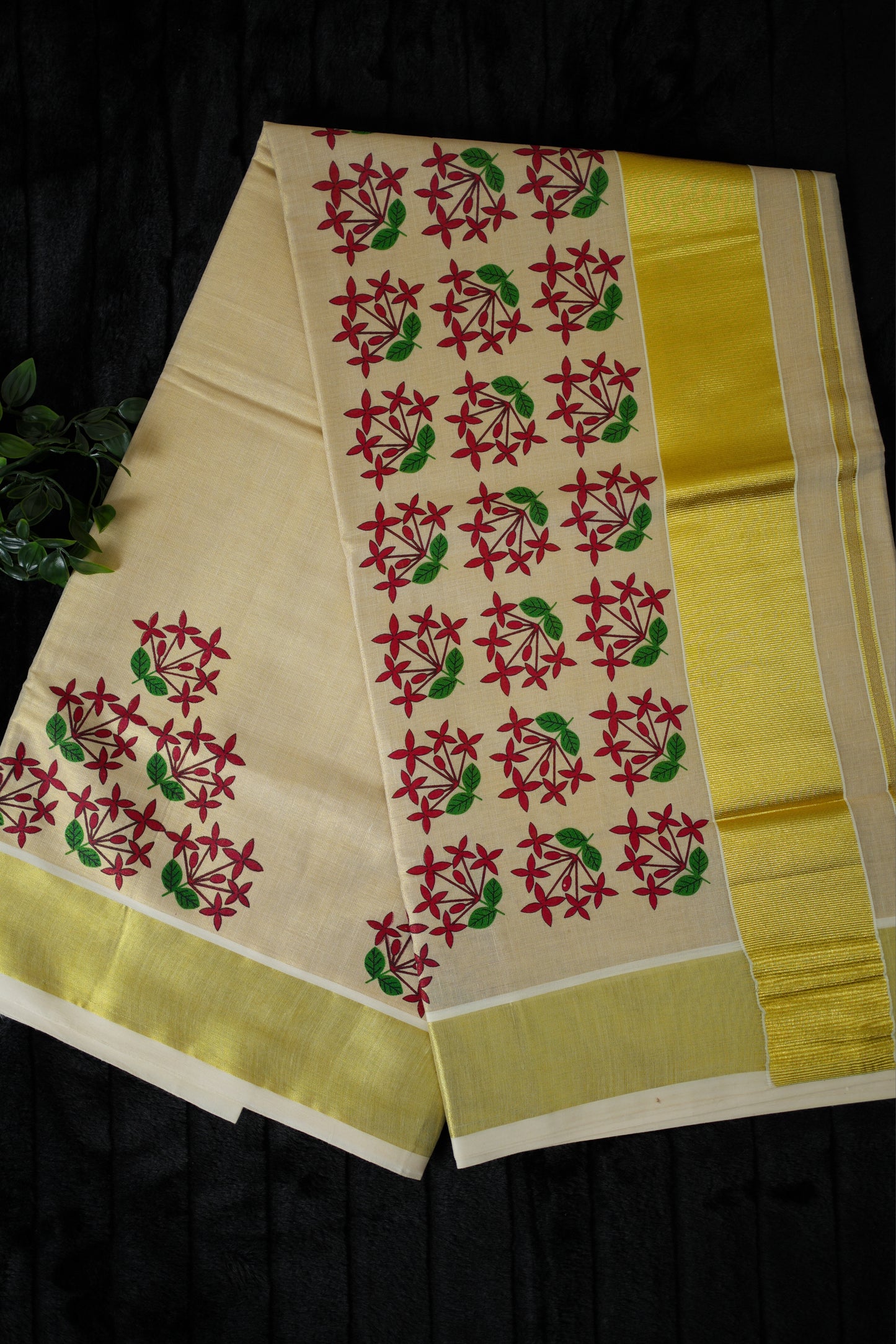 Kasavu tissue saree with thechi flower design(SAR-180)