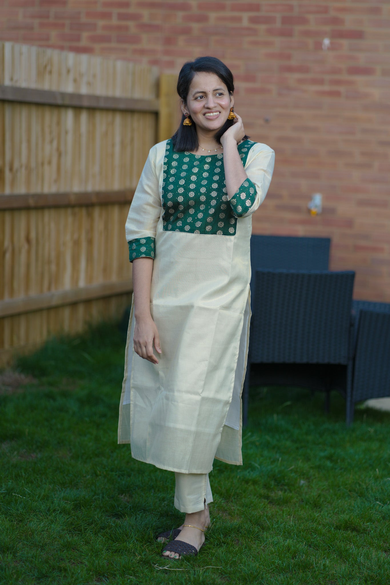 Elegant Kerala Kasavu Salwar Suit with Green Dupatta – Traditional Festive Wear(KER-1161)