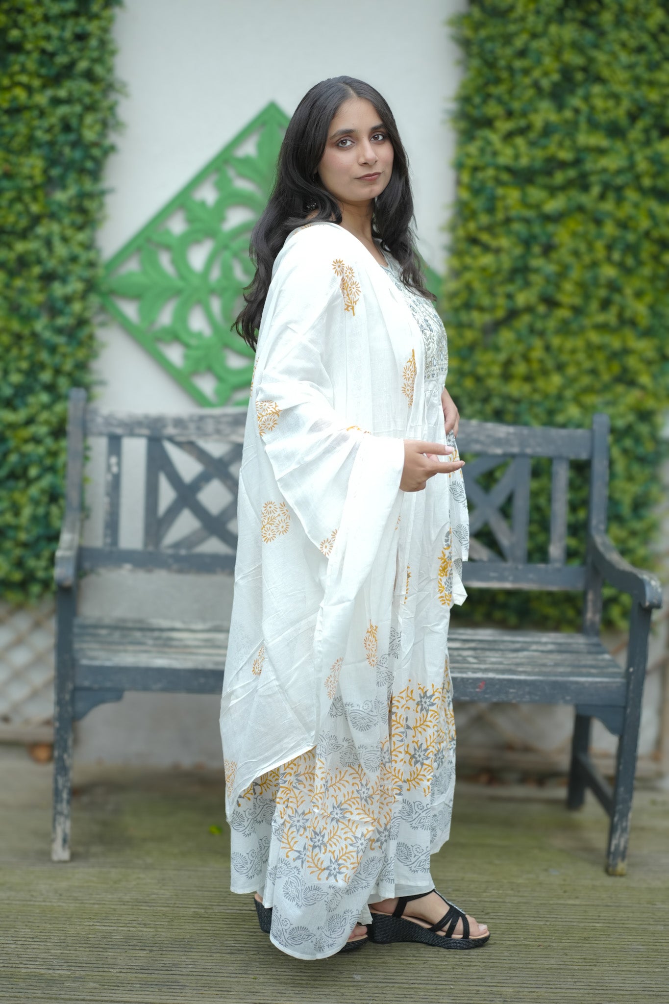 Premium cotton kurti set with embroidery work (JN-2018)