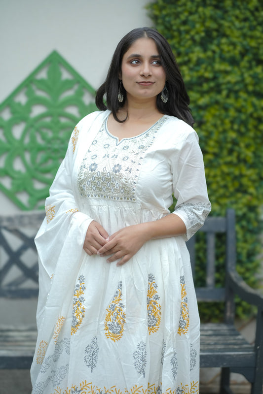 Premium cotton kurti set with embroidery work (JN-2018)