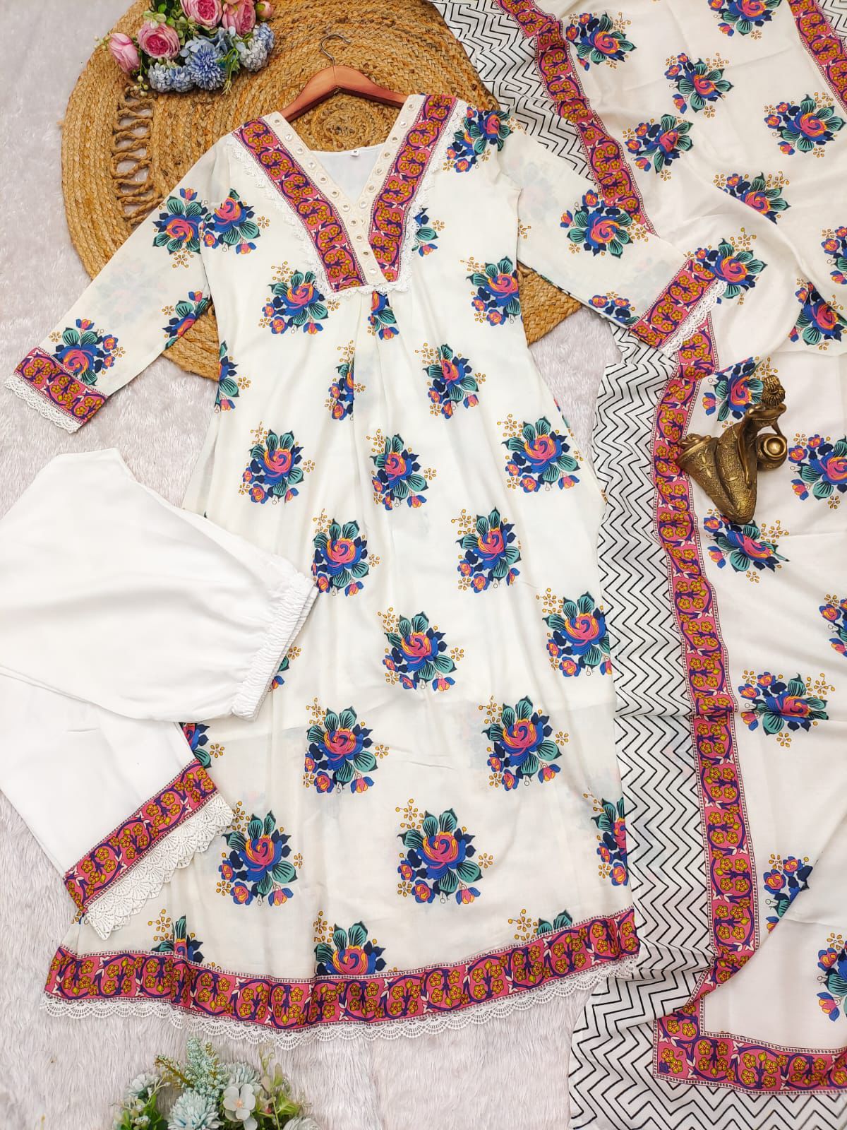Premium cotton Kurti set with digital print (JN-1012)