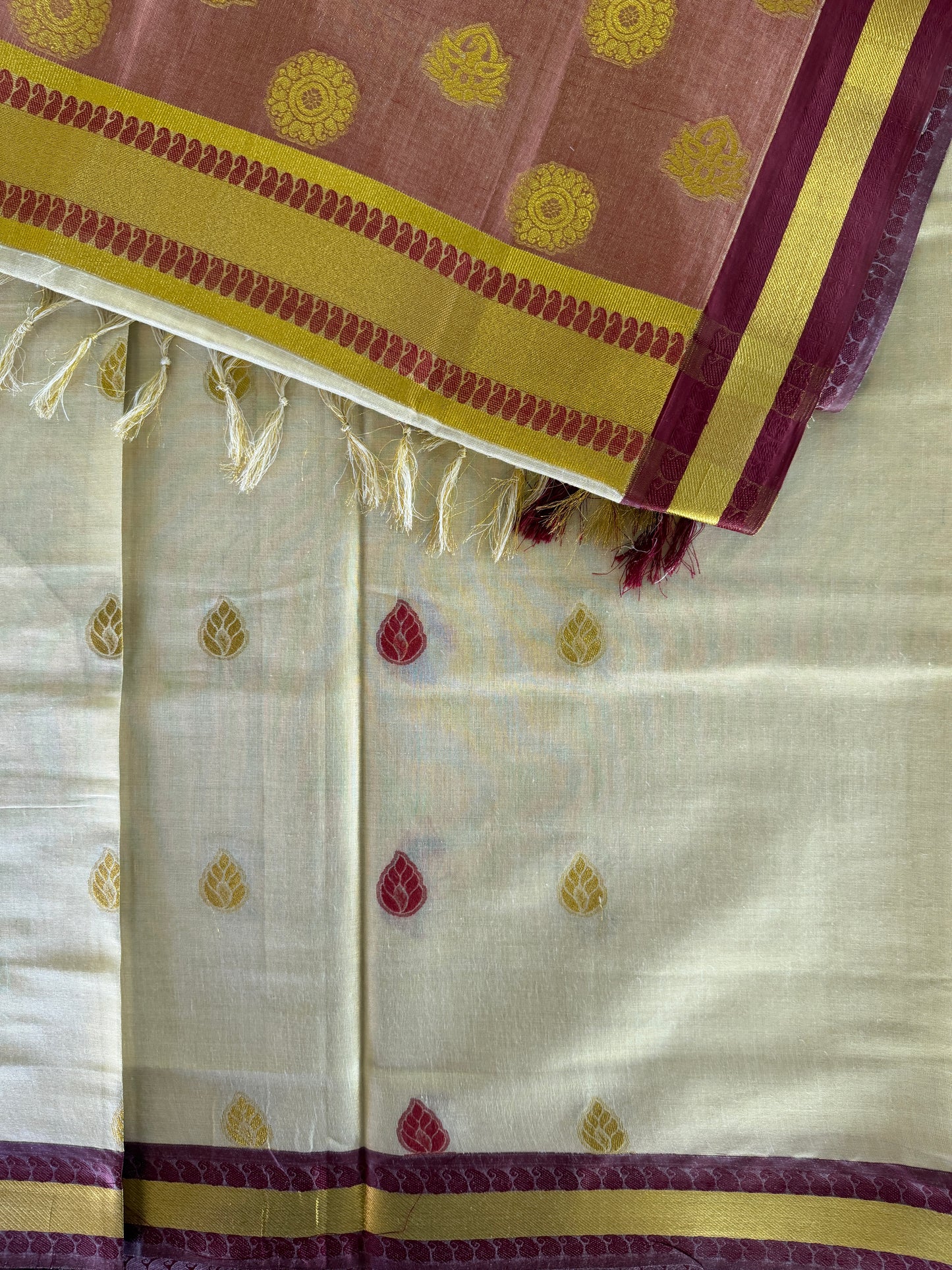 Premium Cream & Pink Tissue Kasavu Saree with Gold Zari Border (SAR-1158)