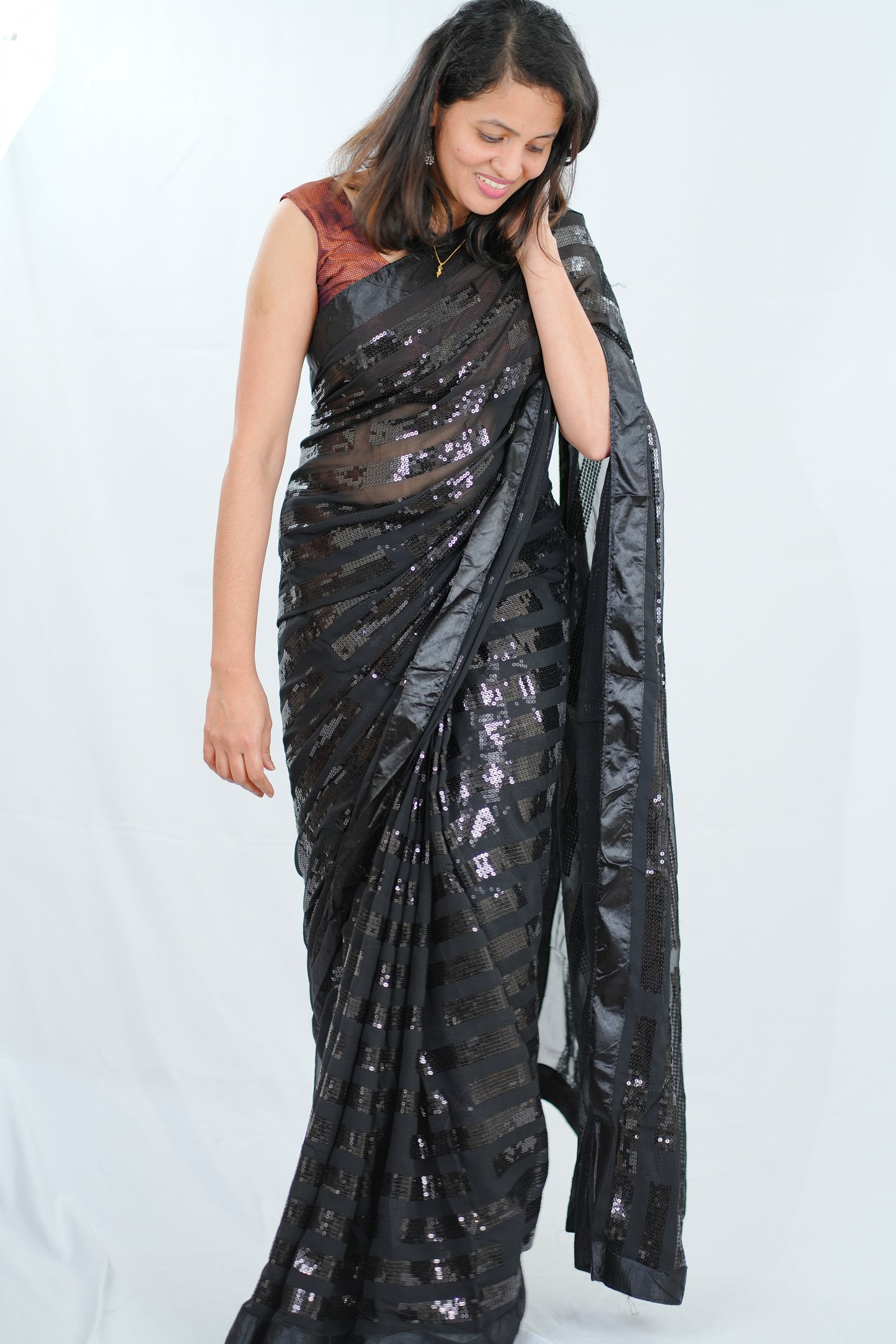 Georgette designer saree with sequence work (SAR100)