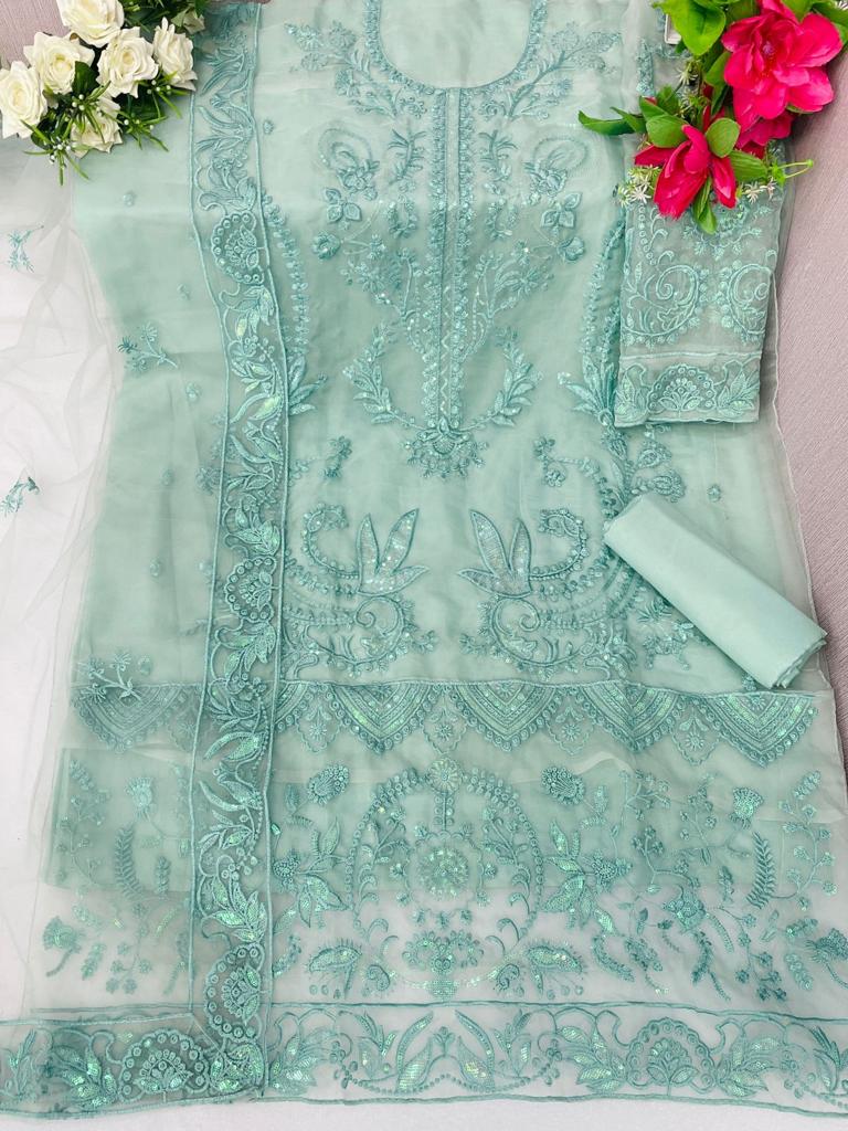 Gorgeous Party wear in Organza with embroidery
