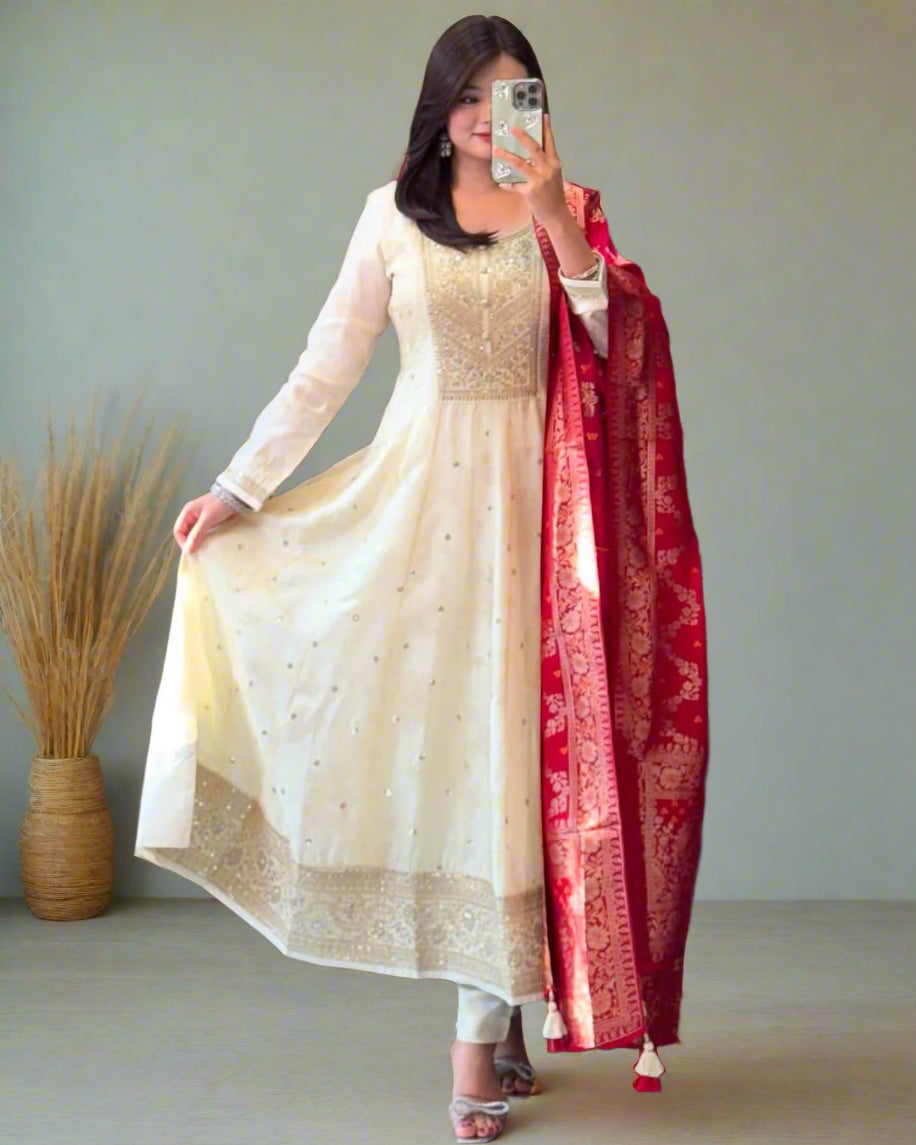 Anarkali Kurti set in Banana Silk fabric (JN-2010)
