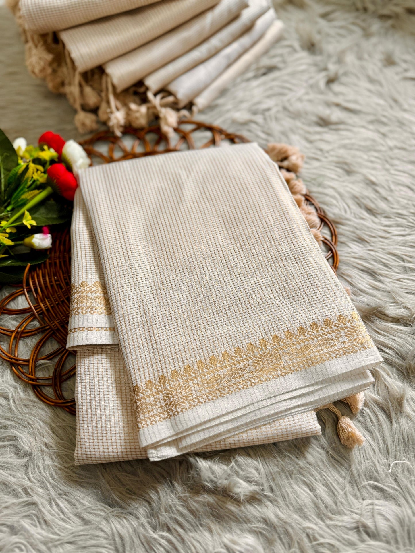 Kasavu saree with Zari border(SAR-253)