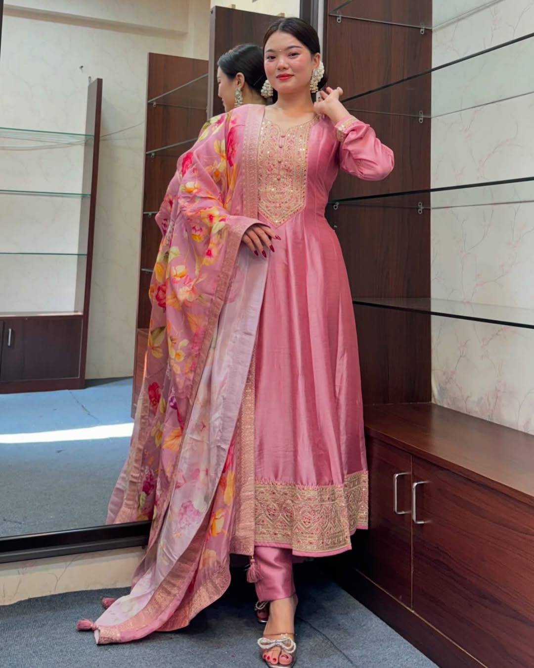 Anarkali flared kurti set in banana silk fabric (JN-2012)