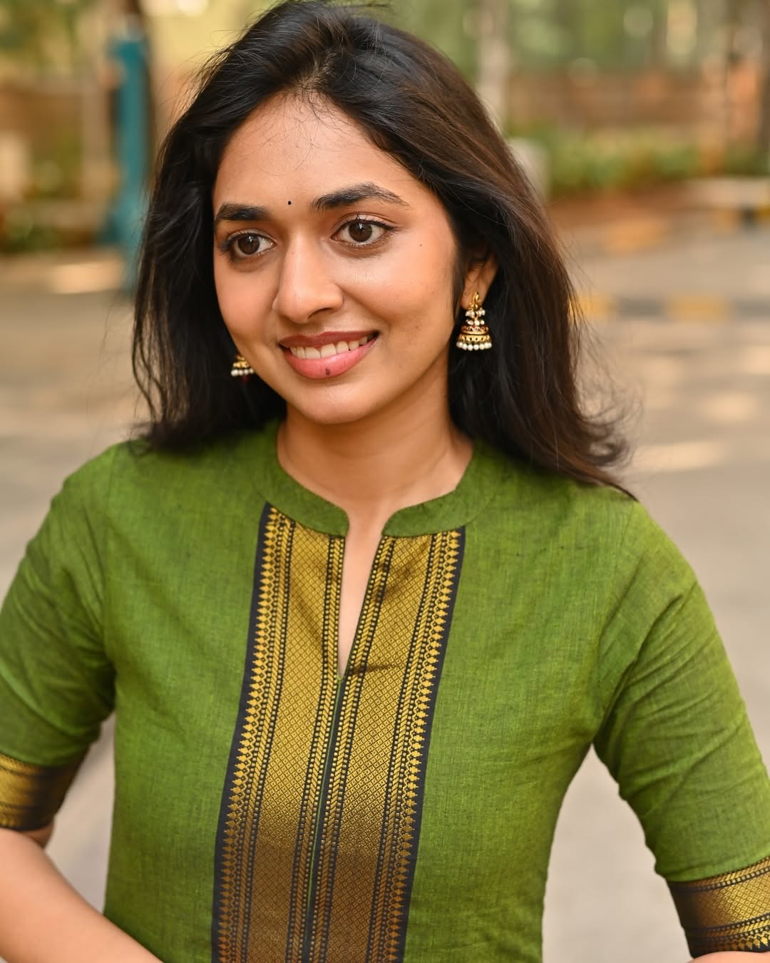 Elegant green suit set in Pure Chanderi fabric (JN-2009)