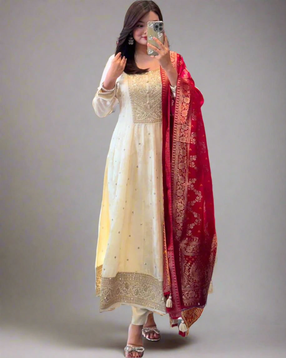 Anarkali Kurti set in Banana Silk fabric (JN-2010)