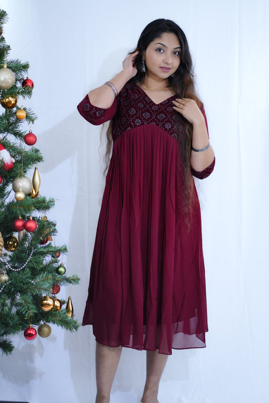 Georgette Kurti with work on top and sleeves - (Ker-630)