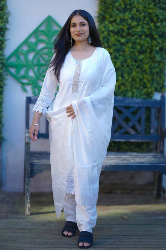 White rayon Kurti Set - Elegant & Comfortable Ethnic wear(KER-1114)