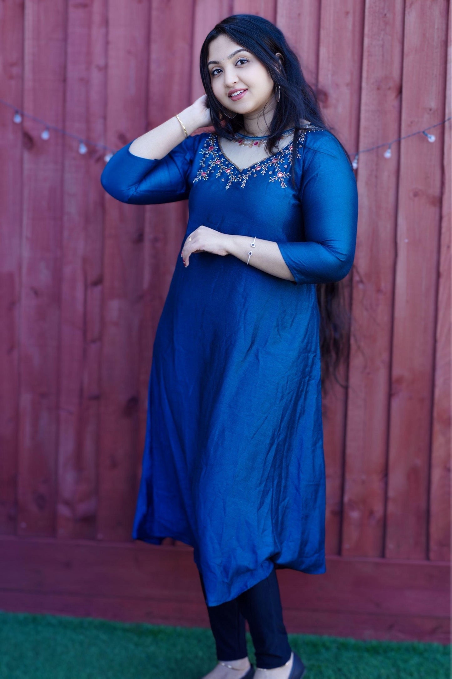 Elegant kurti top with mirror and net work(KER-1090)