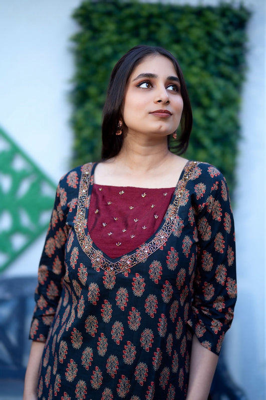 Elegant kurti top in ajrakh design(KER-1095)