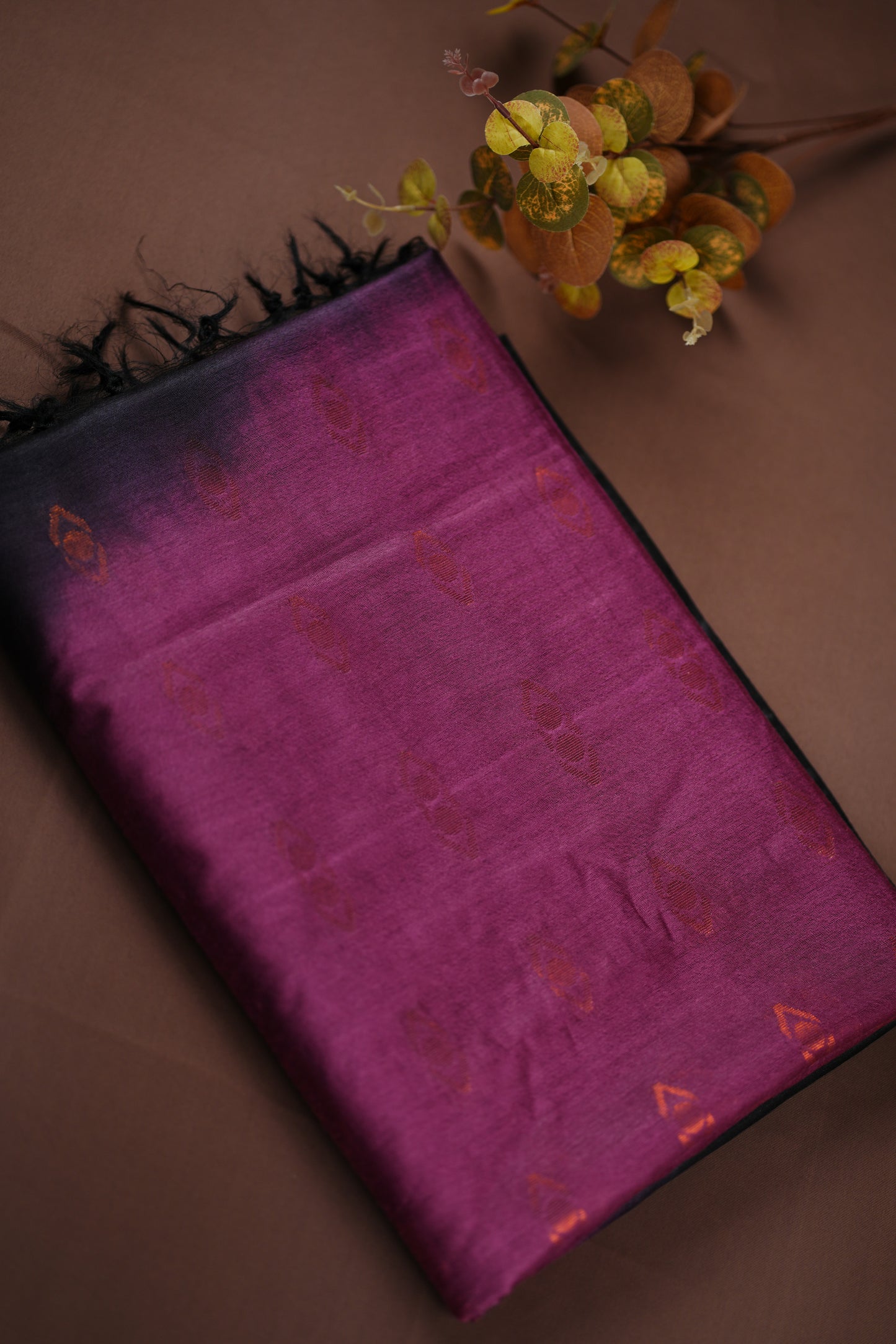 Elegant silk saree (SAR106)
