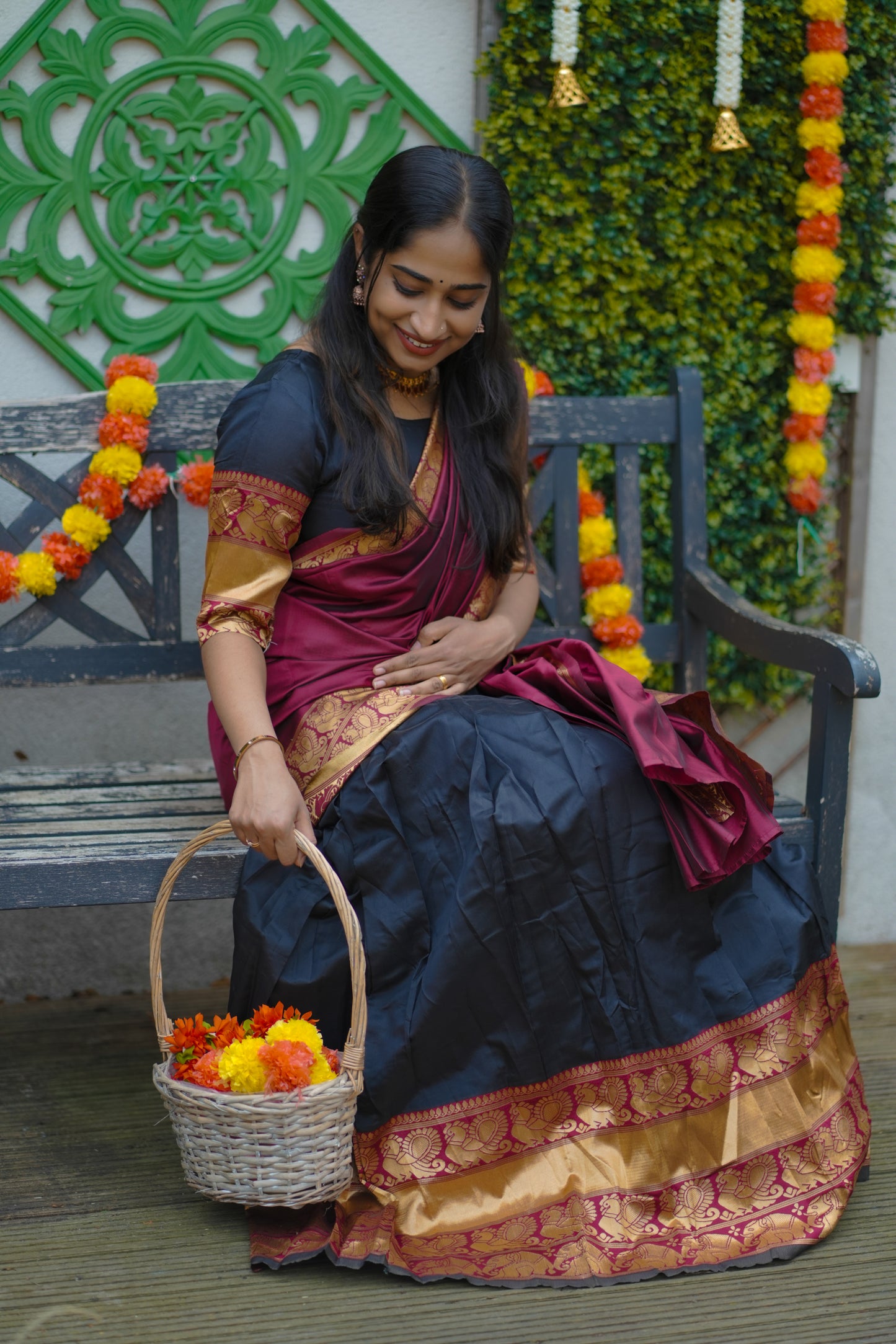 Silk Dhavani in black and maroon shade (KER-1137)