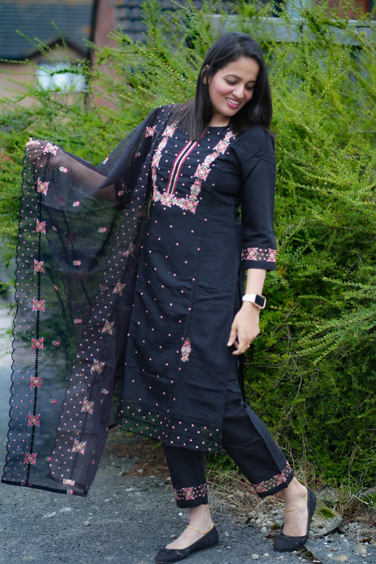 Premium cotton Kurti set with handwork embroidery(KSH-1016)