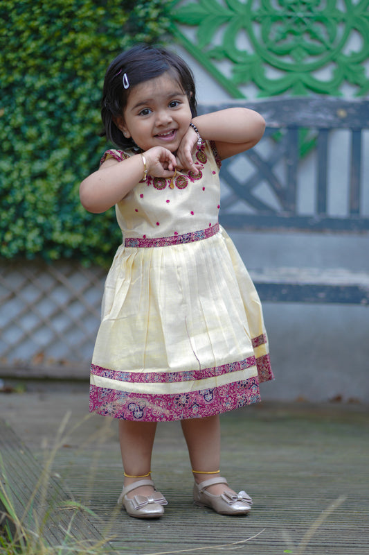 Baby Frock in Kasavu fabric (KCW-201)