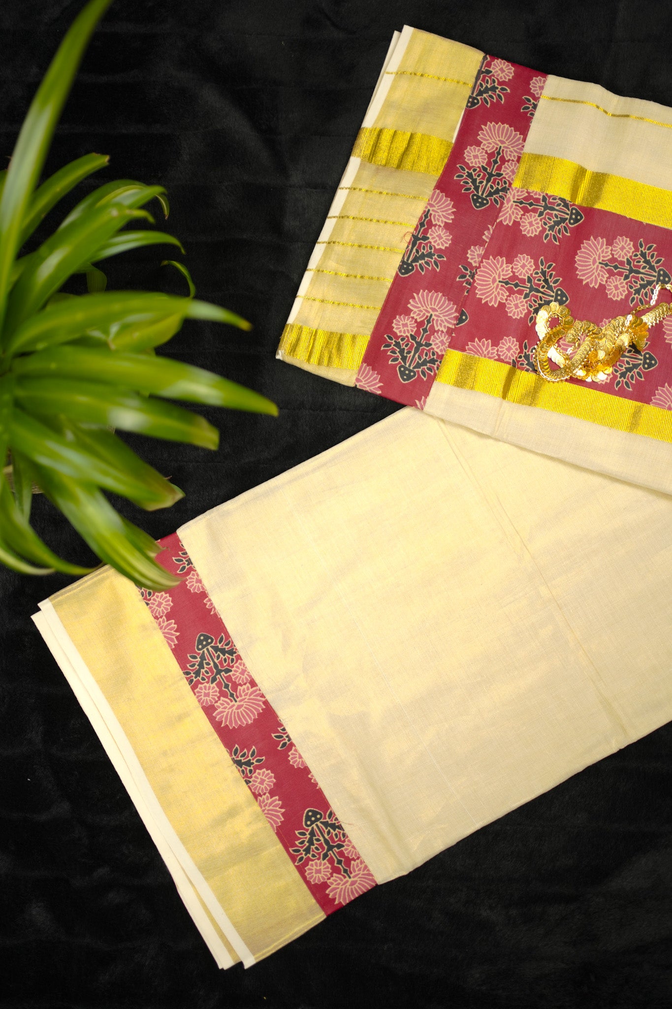 Tissue Set saree with Maroon Zari border (SAR-1144)