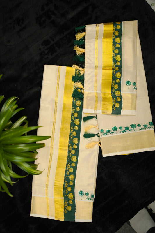 Premium Kasavu Set Mundu with floral design (SM-257)