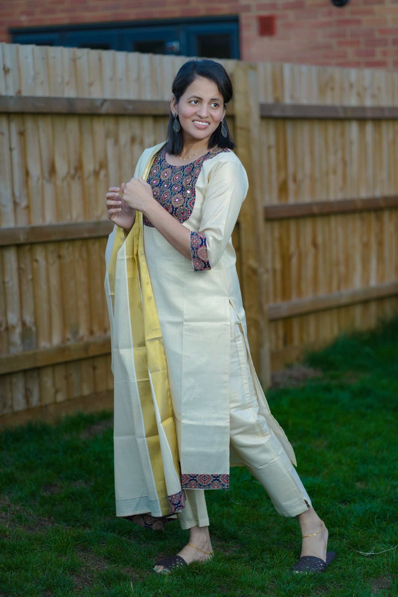 Tissue Kasavu Kurti set in Ajrakh design (KER-1162)
