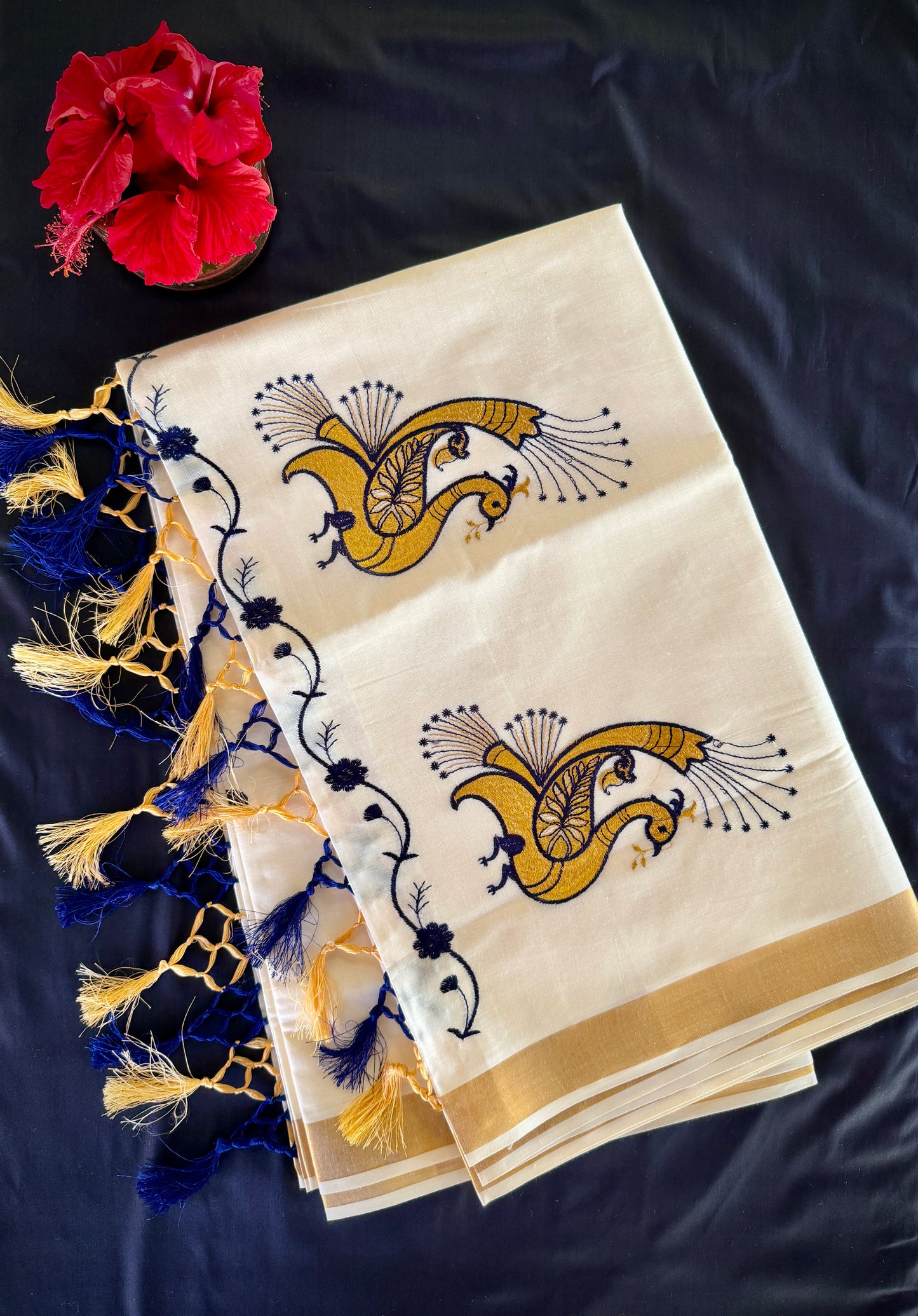 Premium Kerala cotton saree with peacock embroidery (SAR-1162)