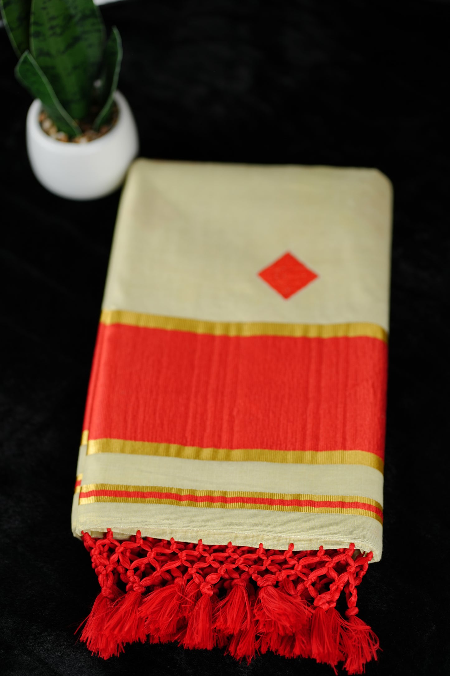 Golden tissue saree with red and golden kasavu - (SAR123)