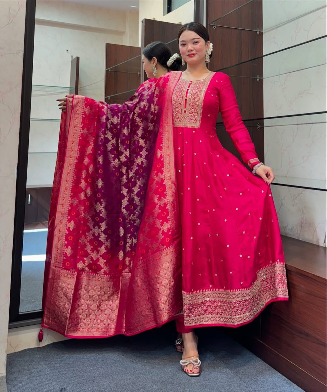 Anarkali flared kurti set in banana silk fabric (JN-2011)